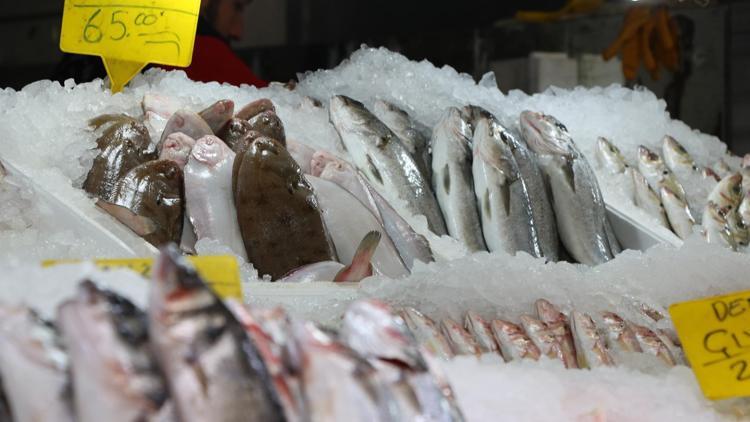 Yağışlar arttı balık fiyatları düştü