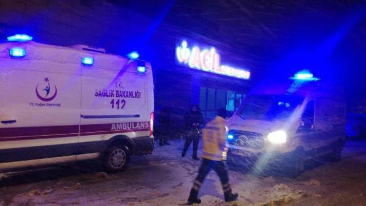 Kırşehirde yolcu otobüsü devrildi: 3 ölü, 20 yaralı