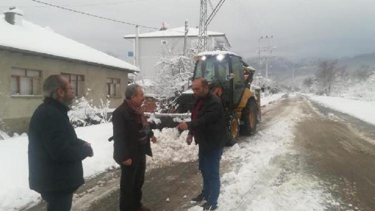 Akşehir Belediyesinden kar mücadelesi