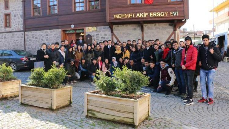 TÖMER öğrencileri, Mehmet Akif Ersoy Evini ziyaret etti