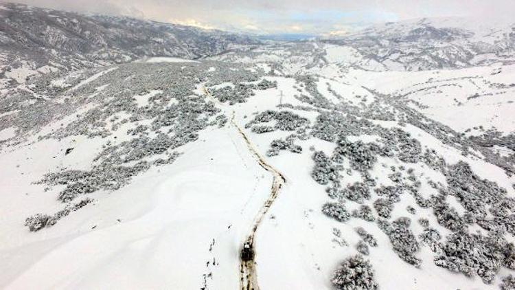 Erzincanda 110 köy yolu kardan kapandı
