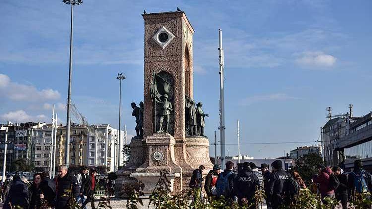 Taksim Meydanına çıkan yollar kapatıldı