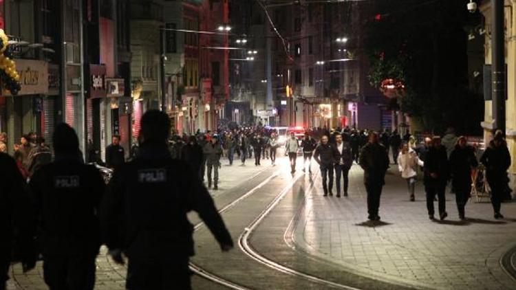 Taksim Meydanı araç trafiğine açıldı