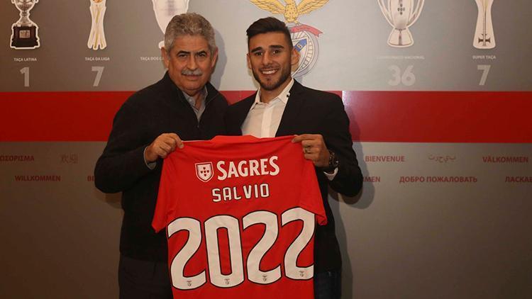 Benficada Salvionun sözleşmesi uzatıldı
