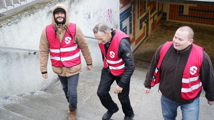 Belediye Başkanı Cerny şokta Aşırı sağcılar devriye geziyor