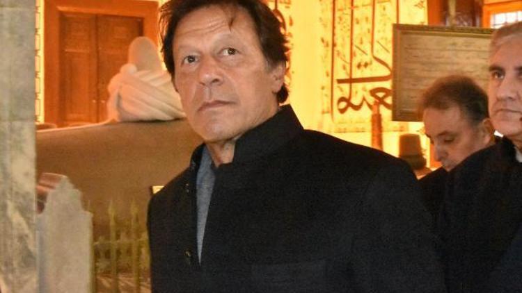 Pakistan Başbakanı Han, Mevlana Müzesini ziyaret etti