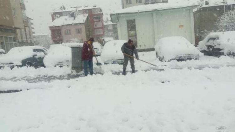 Seydişehir Belediye Başkanı: Ekiplerimizin karla mücadelesi devam ediyor