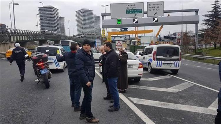 Beşiktaşta zincirleme kaza Trafik kilit