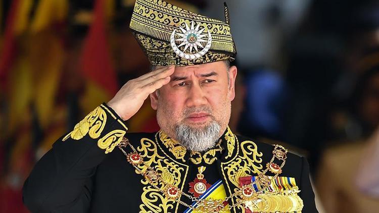 Son Dakika... Malezya Kralı tahtı bırakıyor