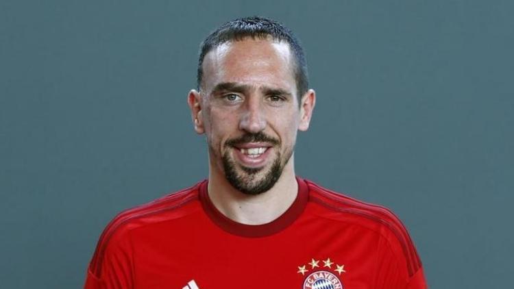 Bayern Münih resmen açıkladı Ribery...