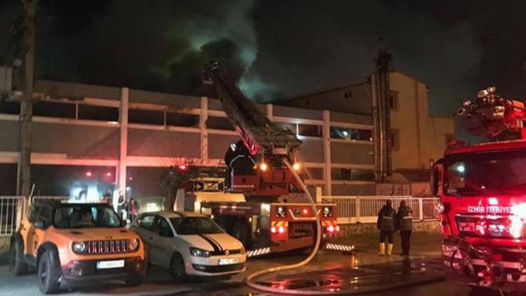 Son dakika: İzmirde fabrika yangını