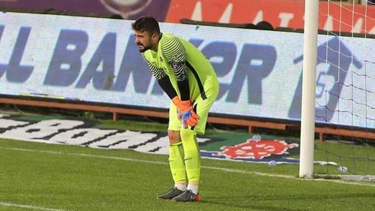Onur Kıvrak, Trabzonspor tarihine geçti