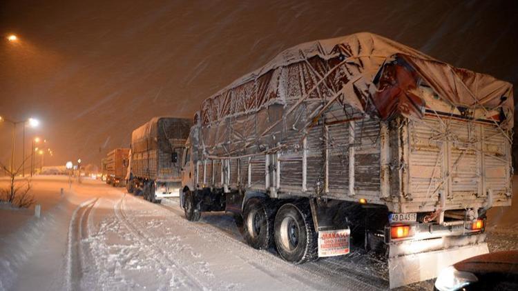 Bitlis-Tatvan kara yolu ulaşıma açıldı