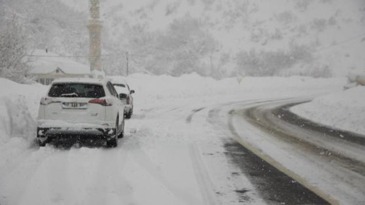 Bingöl’de 281 köy yolu ulaşıma kapandı