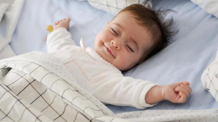 Bebekler rahat uyusun diye akıllı uyku sensörü geliştirdiler