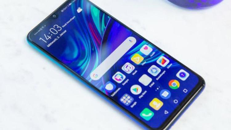 Huawei P Smart 2019 tanıtıldı Türkiye fiyatı ise...