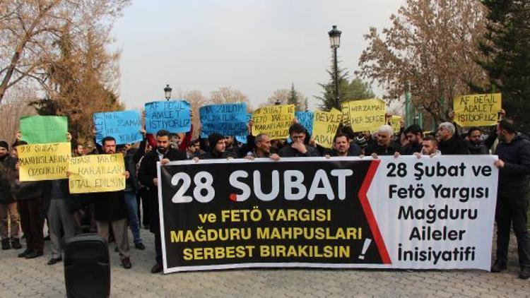 Gaziantepte, 28 Şubat ve FETÖ mağduru ailelerden basın açıklaması