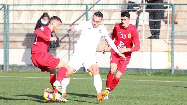 Antalyaspor, Partizani ile yenişemedi