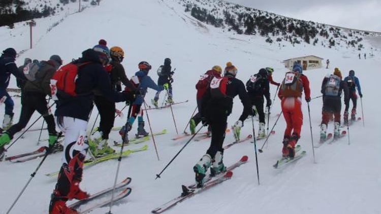 Zigana Dağında kayak şampiyonası heyecanı