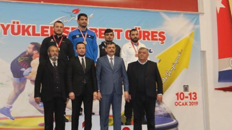 Türkiye Serbest Güreş Şampiyonası tamamlandı