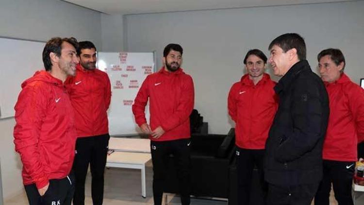 Başkan Türel, Antalyaspor’u ziyaret etti
