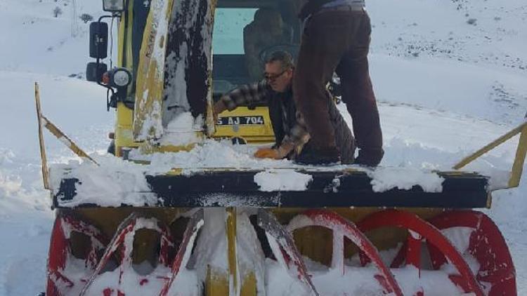 Kardan kapanan Geçittepe yolu açıldı