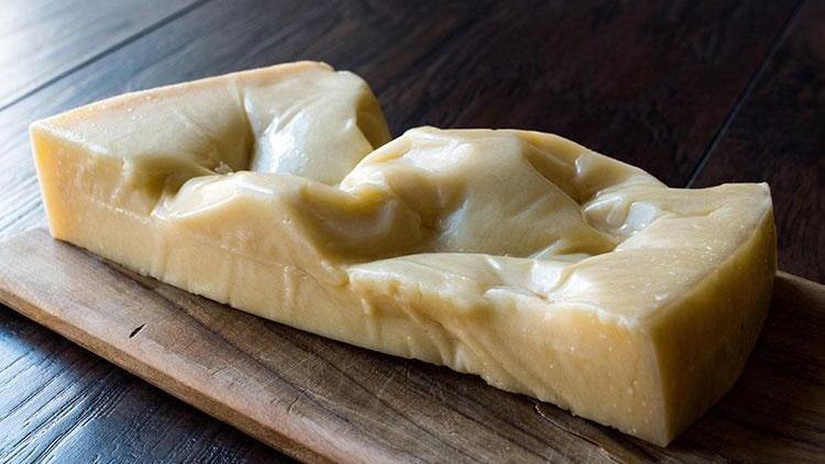 Kars Valisi'nden gravyer açıklaması: "Peynirimizi dünyada marka haline getirmemiz lazım" 