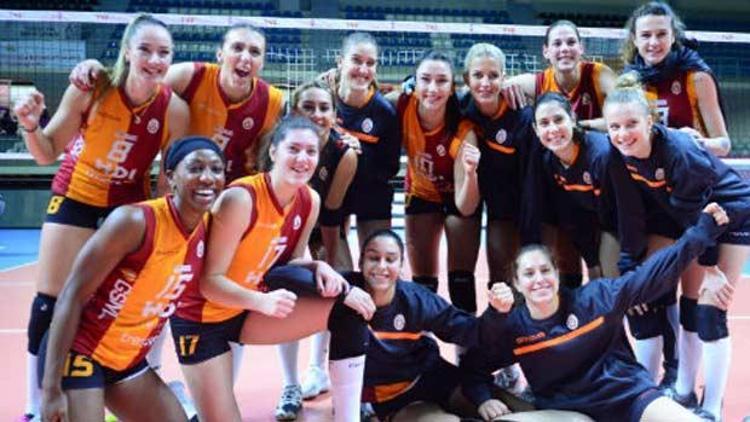 Voleybolda Galatasaray farklı kazandı