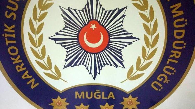 Muğlada 2 üniversiteliye uyuşturucu gözaltısı