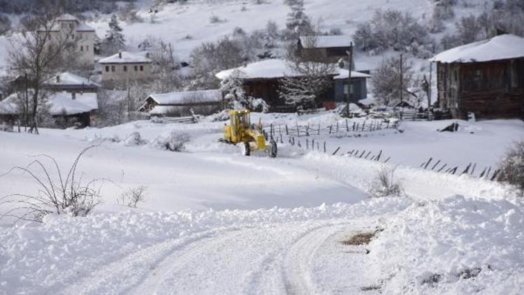 Karabükte 223 köy yolu ulaşıma kapandı