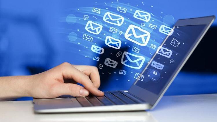 Milyonlarca e-mail adresi internete sızdı Tehlike kapıda...