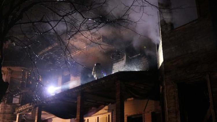 Beykozda film seti olarak kullanılan metruk bina yandı