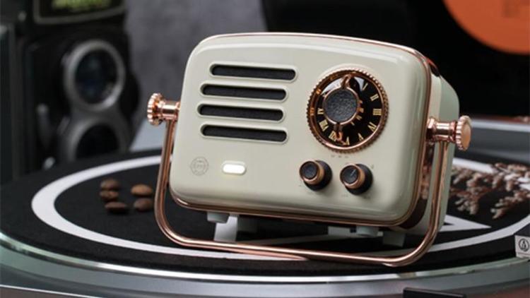 Xiaomiden akıllı radyo: Elvis Presley Atomic Player 2