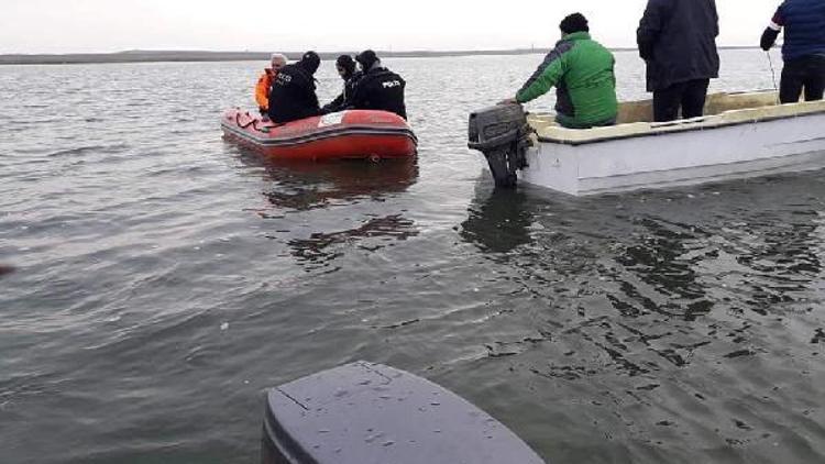 Barajda balıkçı teknesi battı: 1 kayıp