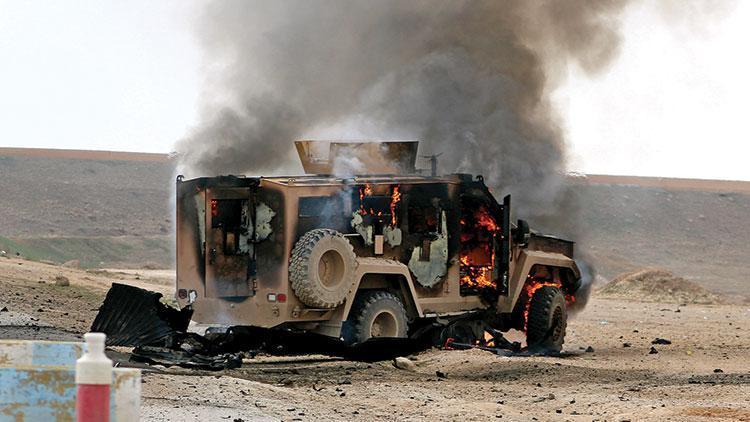 ABD-SDG konvoyuna intihar saldırısı: 5 ölü