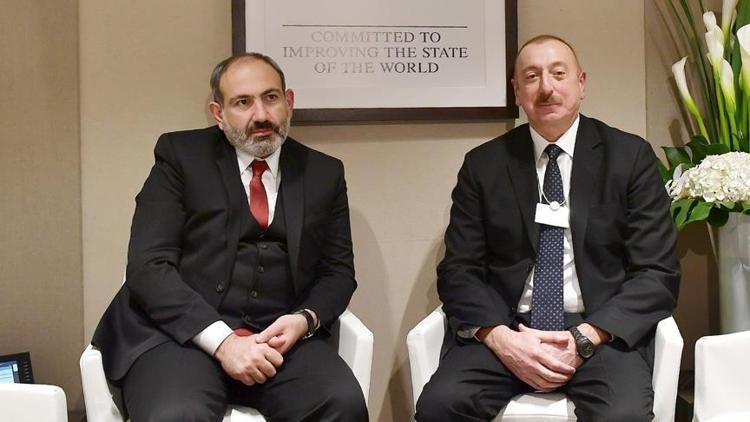 Aliyev ve Paşinyan Davosta bir araya geldi