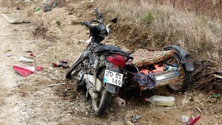 Kamyon sepetli motosiklete çarptı: 1 ölü, 2 yaralı