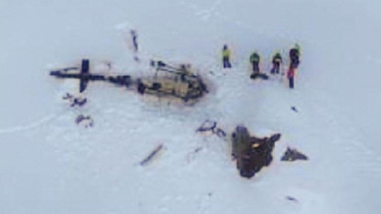 İtalyan Alplerinde uçak ve helikopter havada çarpıştı: 5 ölü, 2 yaralı