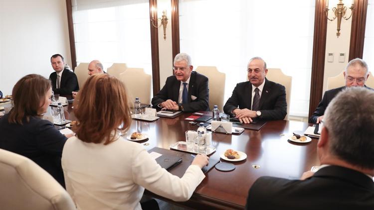 Bakan Çavuşoğlu Bulgaristan heyetini kabul etti