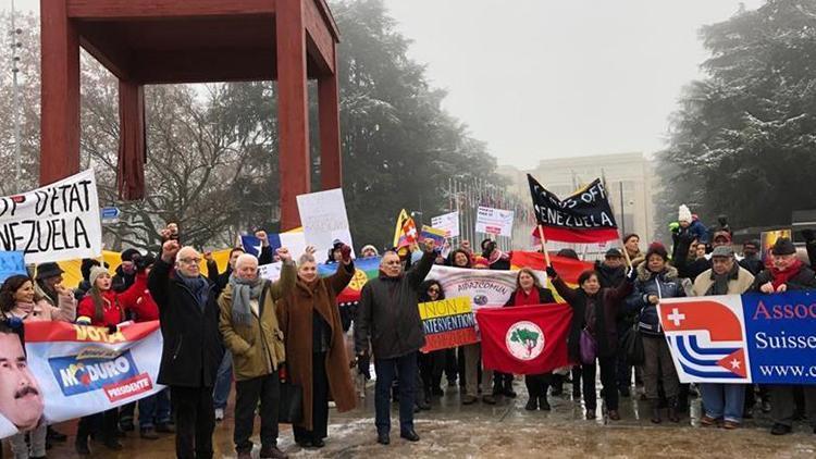 BM önünde ABDye Venezuela protestosu