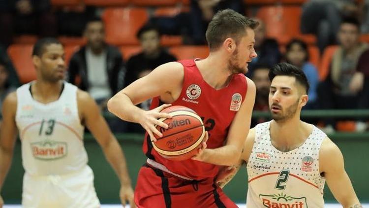Gaziantep Basketbol, formda Banviti deplasmanda mağlup etti