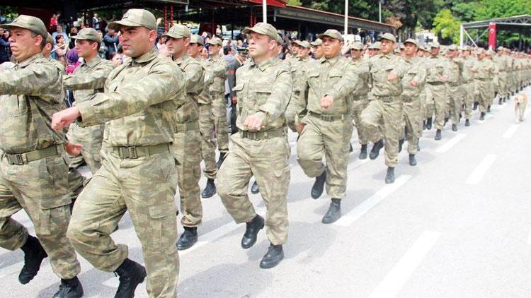 Erdoğan’dan yeni  askerlik talimatı: ‘Süre uzun yeniden çalışın’