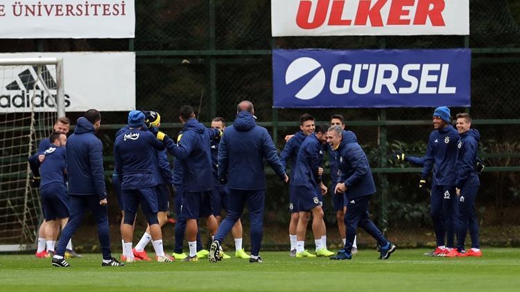 Fenerbahçede Kayserispor hazırlıkları sürüyor