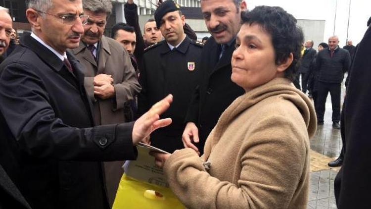 Vali Erdoğan Bektaştan iş istedi
