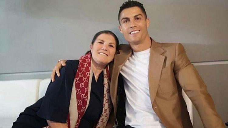 Ronaldo’yu yıkan haber Annesi canlı yayında açıkladı