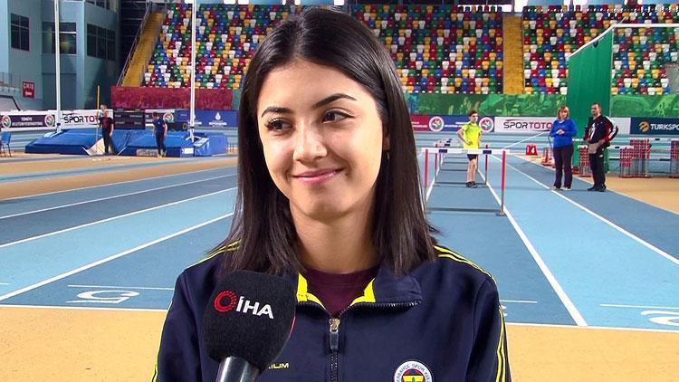 Esra Yılmaz: “Fenerbahçe’de en iyisi olmak zorundasın”