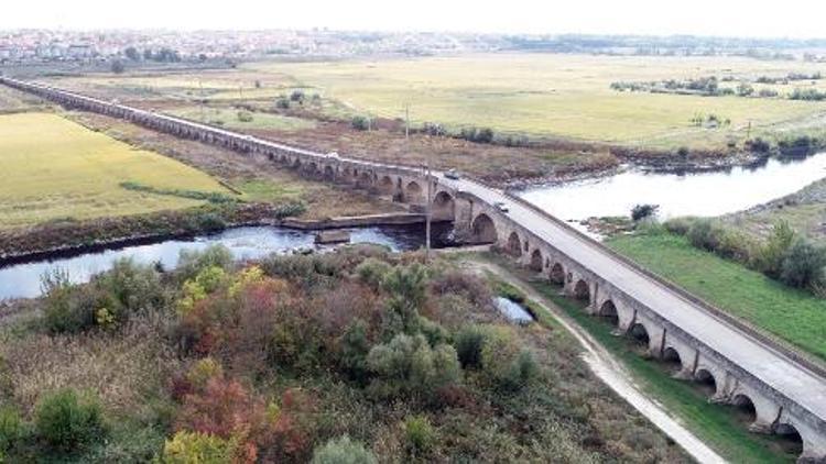 Çatlaklar oluşan tarihi Uzunköprü için koruma talebi