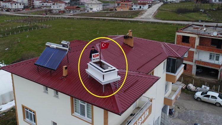 Çatıya mezar koydu, görenler şaşkına döndü