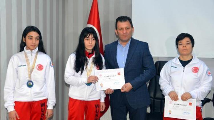 Kahramanmaraşta Türkiye ve Avrupada dereceye giren sporculara ödül