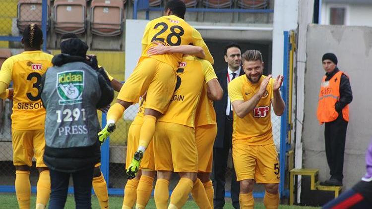 Kardemir Karabükspor: 0 - Eskişehirspor: 4